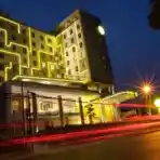 yello hotel jemursari