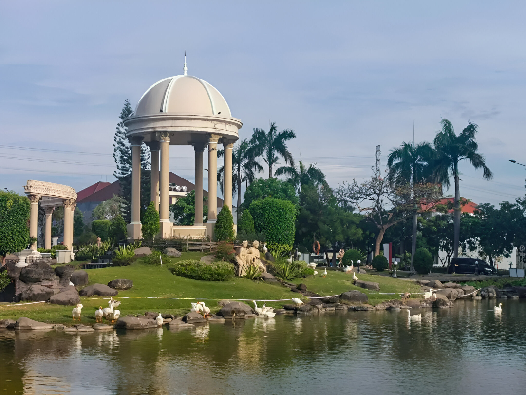Danau Angsa Pakuwon City