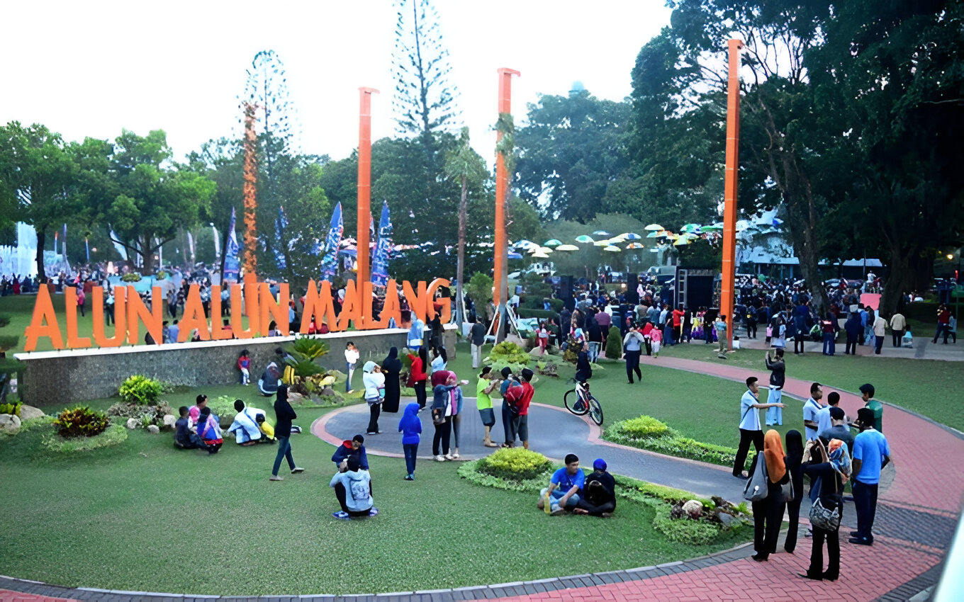ALUN ALUN MALANG