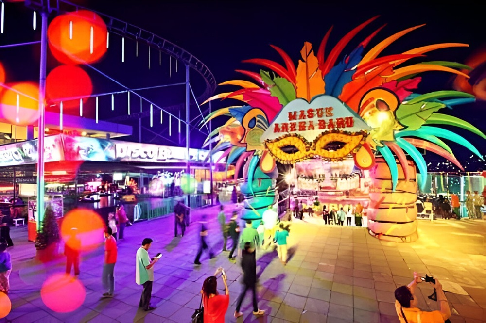BATU NIGHT SPECTACULAR