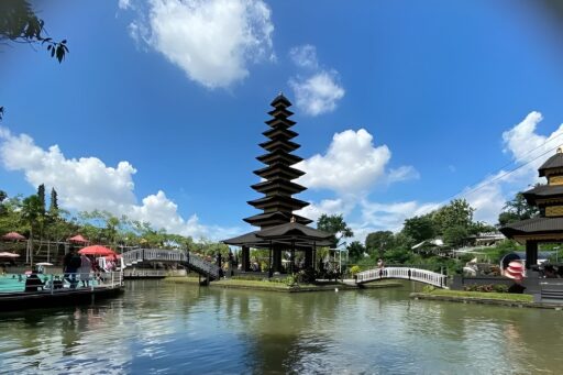 THUMBNAIL BALI VAN JAVA