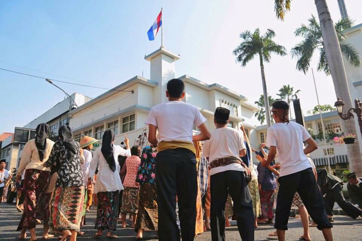 Teatrikal Perobekan Bendera