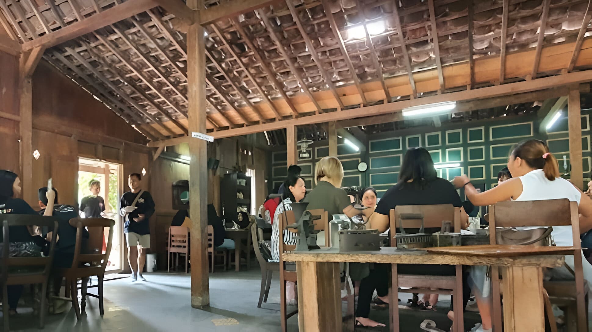 Kedai Kopi Klotok