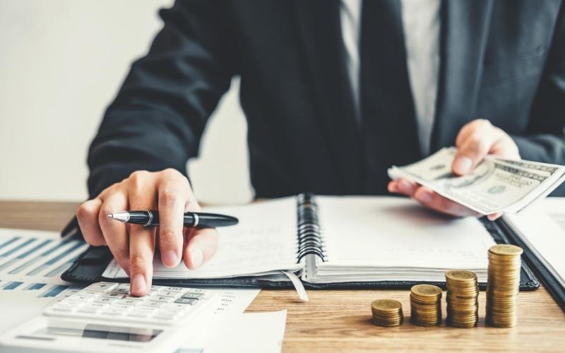 Sumber : https://www.google.com/url?sa=i&url=https%3A%2F%2Frunsystem.id%2Fid%2Fblog%2Fanggaran-adalah%2F&psig=AOvVaw1UxsvJvc pOX0sy6Wq14xVE&ust=1757140806020000&source=gambar&cd=vfe&opi=89978449&ved=0CBUQjRxqFwoTCMjqqeGBwY8DFQAAAAAdAAAAABAL