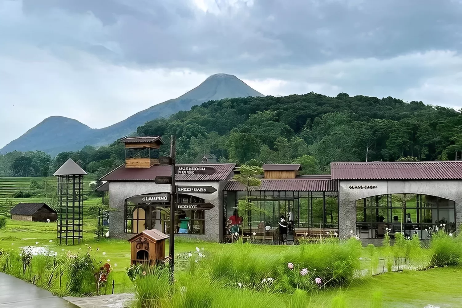 Rustic Market Trawas – Mojokerto
