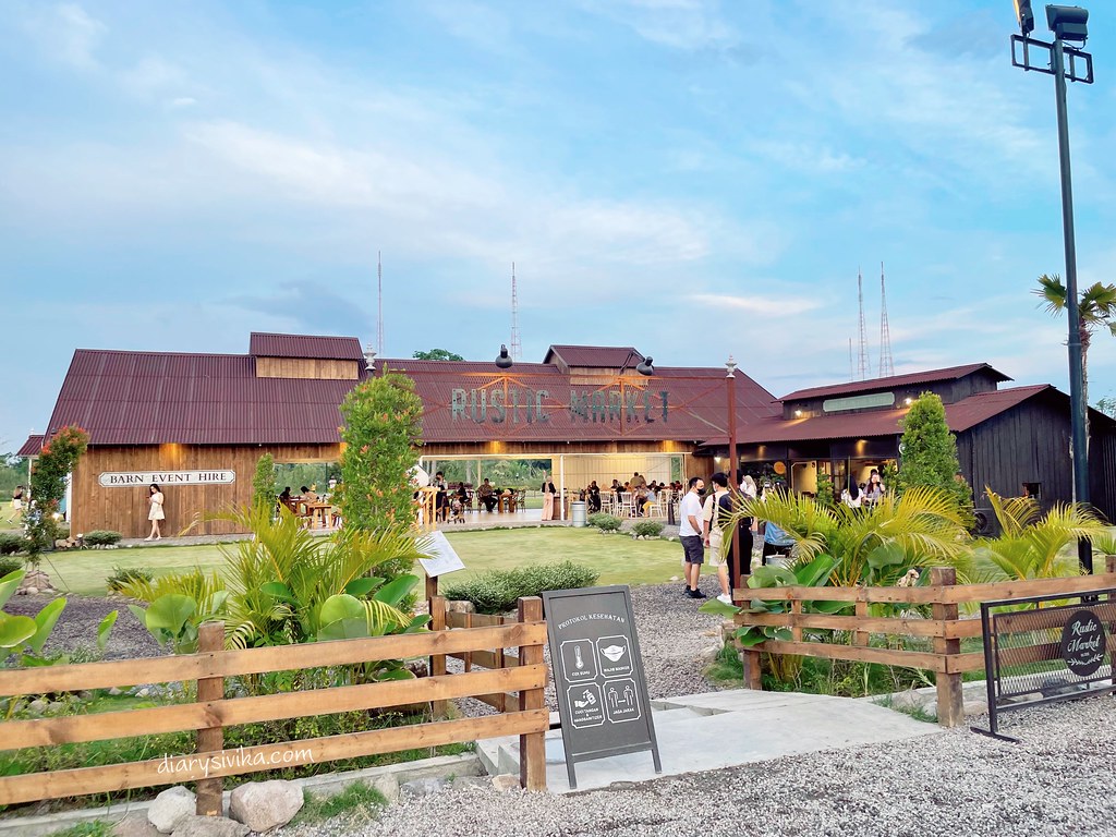 Rustic Market by The Lake – Surabaya, Jawa Timur