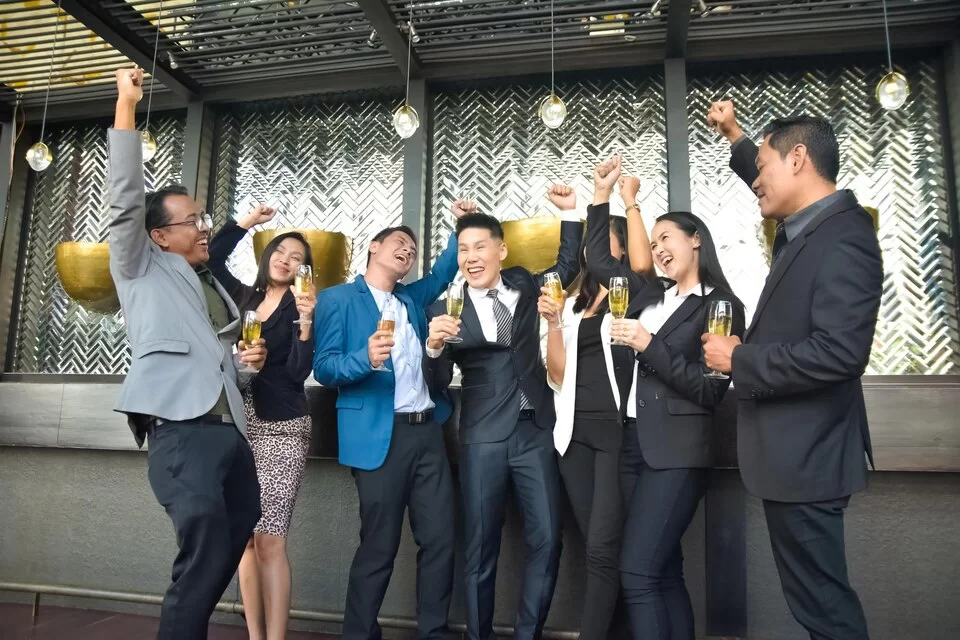 Sumber : https://www.google.com/url?sa=i&url=https%3A%2F%2Ftourezia.com%2Fartikel%2Fjenis-dan-skill-yang-harus-dikuasai-dalam-profesi-event-organizer%2F&psig=AOvVaw1zMN9hL-nLzl0Jnex4AWXO&ust=1757389426815000&source=images&cd=vfe&opi=89978449&ved=0CBUQjRxqFwoTCNj09PmfyI8DFQAAAAAdAAAAABAE