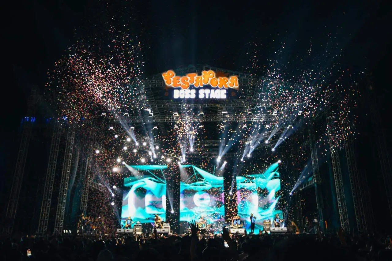 Sumber : https://www.google.com/url?sa=i&url=https%3A%2F%2Funair.ac.id%2Fpestapora-festival-konser-musik-untuk-peningkatan-perekonomian-indonesia%2F&psig=AOvVaw3ZKZeqQibMYNzED97ugqLH&ust=1757148991189000&source=images&cd=vfe&opi=89978449&ved=0CBUQjRxqFwoTCJDUq5-gwY8DFQAAAAAdAAAAABAo
