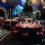 Sumber : https://www.google.com/url?sa=i&url=https%3A%2F%2Fwww.juliacharleseventmanagement.co.uk%2Fgala-dinner-decoration-ideas-and-inspiration-high-end-events%2F&psig=AOvVaw0PeBmEA090RddrkZWcICCk&ust=1759808343438000&source=images&cd=vfe&opi=89978449&ved=0CBcQjRxqFwoTCLjtyo3TjpADFQAAAAAdAAAAABAb