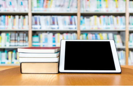 Sumber : https://www.google.com/url?sa=i&url=https%3A%2F%2Fdigitalmama.id%2F2024%2F04%2Fajak-anak-membaca-buku-fisik-atau-buku-digital%2F&psig=AOvVaw1osIVnaCZ_hDcE0hy6tFBY&ust=1760672026868000&source=images&cd=vfe&opi=89978449&ved=0CBUQjRxqFwoTCOi8xMzkp5ADFQAAAAAdAAAAABAk