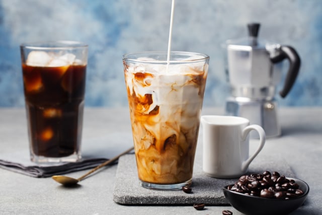 Sumber : https://www.google.com/url?sa=i&url=https%3A%2F%2Fkumparan.com%2Fkumparanfood%2Framah-di-perut-5-jenis-susu-nabati-yang-cocok-untuk-campuran-kopi-1tXbEybCPNF&psig=AOvVaw0nybiewDelH9e2wOk-0GxZ&ust=1760673477228000&source=images&cd=vfe&opi=89978449&ved=0CBUQjRxqFwoTCMDd_I7qp5ADFQAAAAAdAAAAABAE