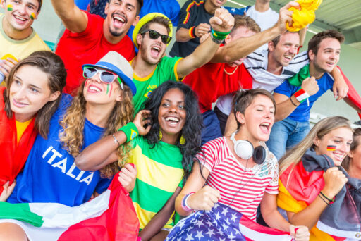 Sumber : https://www.google.com/url?sa=i&url=https%3A%2F%2Fsportsfacilities.com%2Fexamples-of-sports-tourism-successful-sports-tourism-events%2F&psig=AOvVaw2PEHpqMHh0c8fLra8e19bd&ust=1760496496233000&source=images&cd=vfe&opi=89978449&ved=0CBUQjRxqFwoTCPiimNzWopADFQAAAAAdAAAAABAE