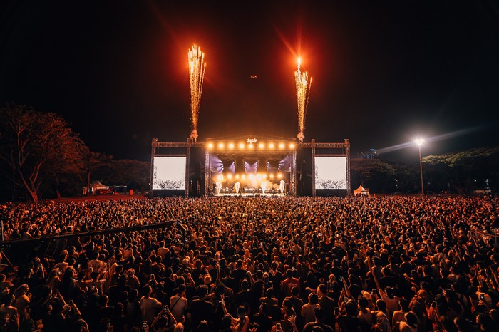Sumber : https://www.google.com/url?sa=i&url=https%3A%2F%2Fwww.detik.com%2Fpop%2Fmusic%2Fd-7595124%2Fdaftar-konser-musik-seru-akhir-pekan-ini-di-jakarta&psig=AOvVaw0WIQOd0HONAhAA_tvQE3iB&ust=1760015079589000&source=images&cd=vfe&opi=89978449&ved=0CBUQjRxqFwoTCLD49p7VlJADFQAAAAAdAAAAABAE