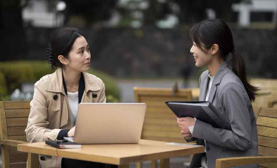 Cara mencari narasumber untuk artikel menarik